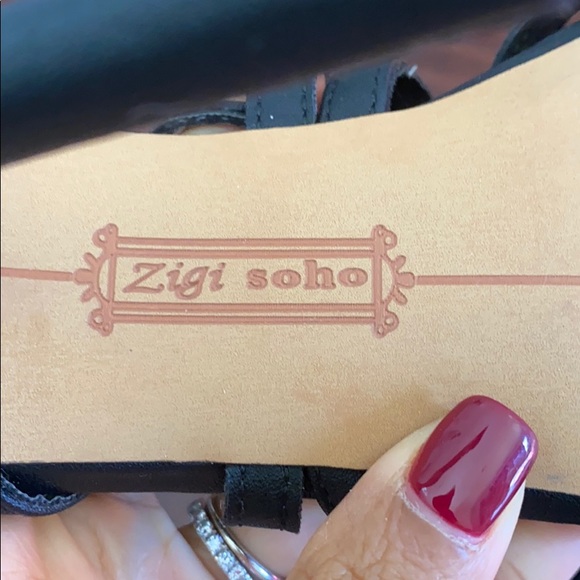 Zigi Soho 'Chorus' Strappy Sandals - Picture 13 of 13